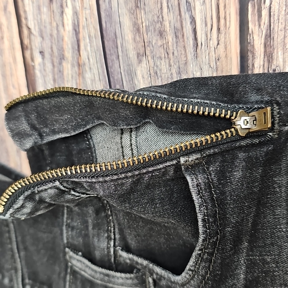 LEVI'S BLACK PREMIUM DENIM SKINNY ANKLE BIB OVERALLS - Picture 8 of 15